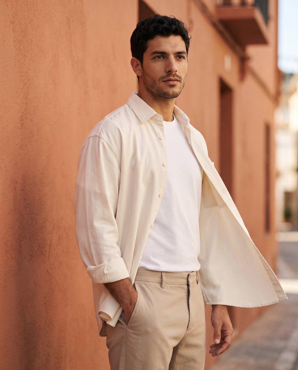 Camisa oversize de lino hombre — corte relajado — 1